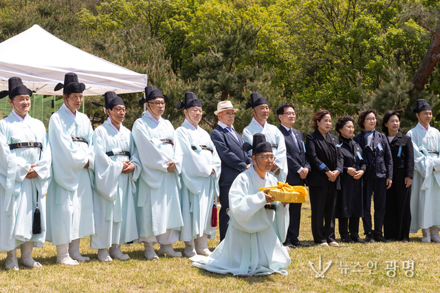 광명문화원, 제379주기 민회빈 강씨 제향·강씨상 시상식 개최